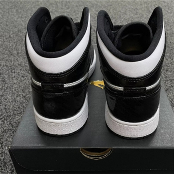 Air Jordan 1 Mid SE All-Star Carbon Fiber - Picture 4 of 4